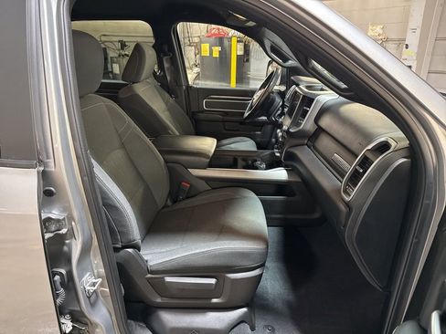 Used 2022 RAM 2500 Big Horn w/ Night Edition image 10