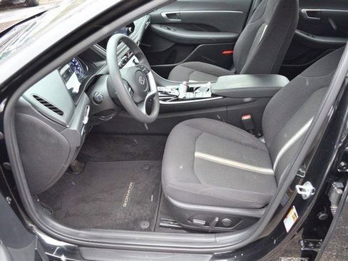 Used 2022 Hyundai Sonata SEL w/ Cargo Package image 17