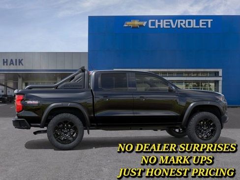 New 2026 Chevrolet Colorado Trail Boss w/ Midnight Edition AWD/4WD image 5