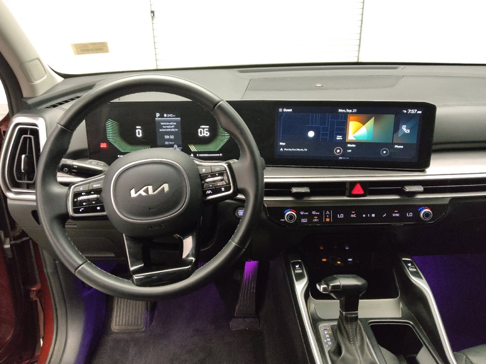 Used 2024 Kia Sorento S FWD image 22