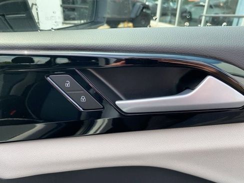 New 2025 Volkswagen Taos S image 45