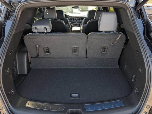 Used 2023 Buick Enclave Essence w/ Experience Buick Package FWD image 30
