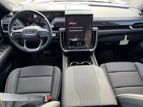 New 2026 GMC Yukon Elevation w/ Elevation Premium Package RWD image 13