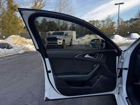 Used 2018 Audi S6 Premium Plus image 17