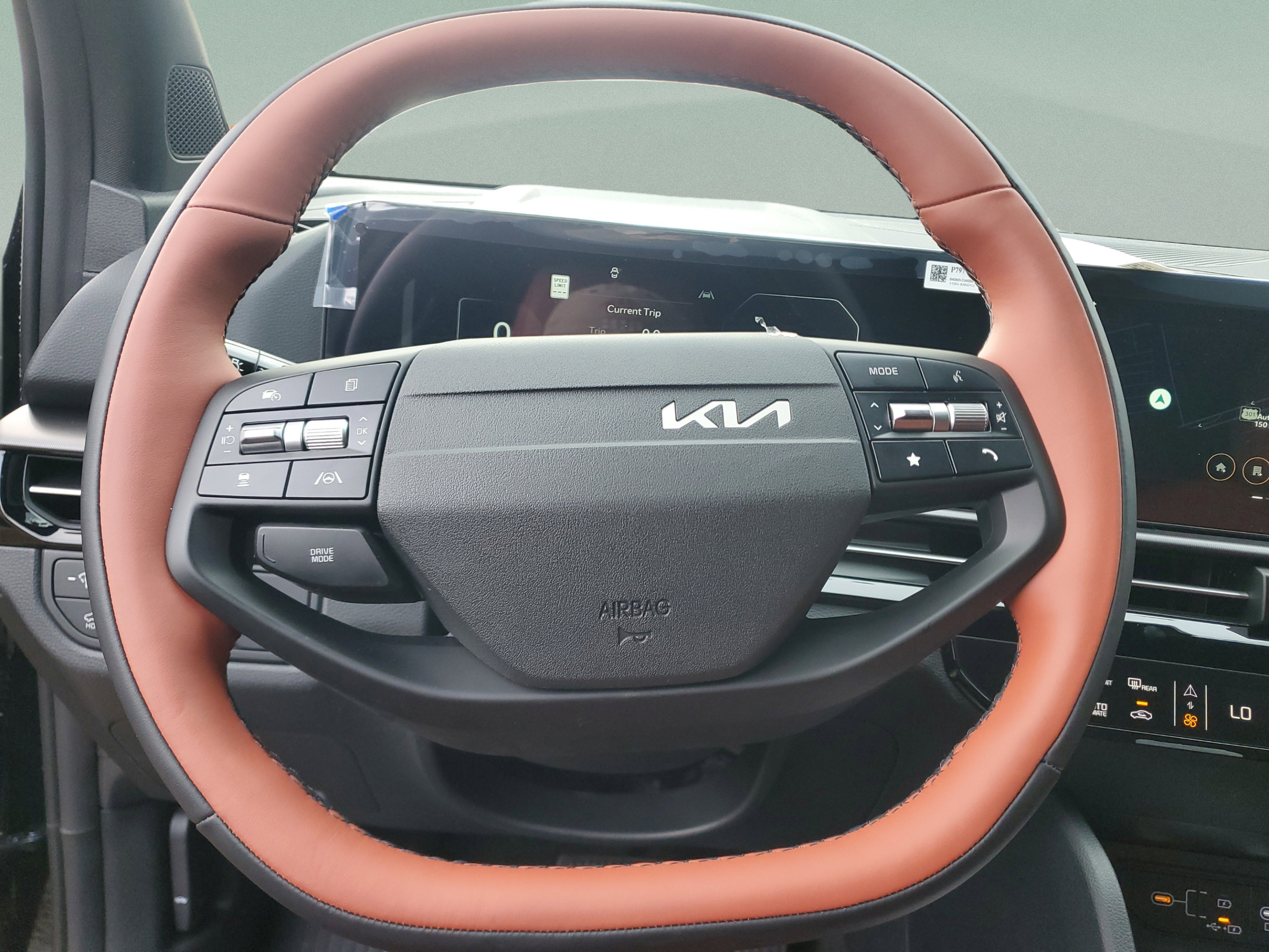 New 2026 Kia Sportage SX FWD image 18