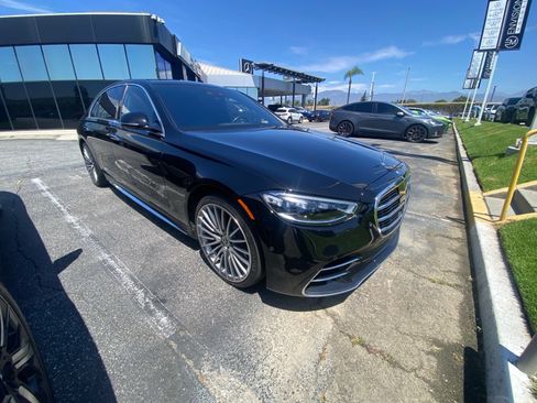 Certified 2022 Mercedes-Benz S 500 4MATIC image 3