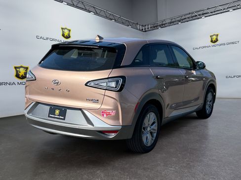 Used 2022 Hyundai Nexo Blue image 5