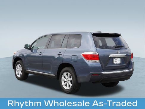 Used 2012 Toyota Highlander SE FWD image 6