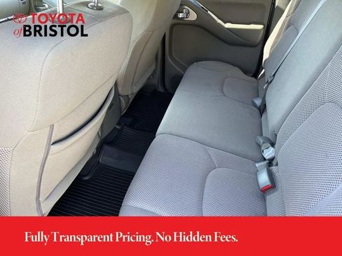 Used 2019 Nissan Frontier SV w/ Value Truck Package AWD/4WD image 17