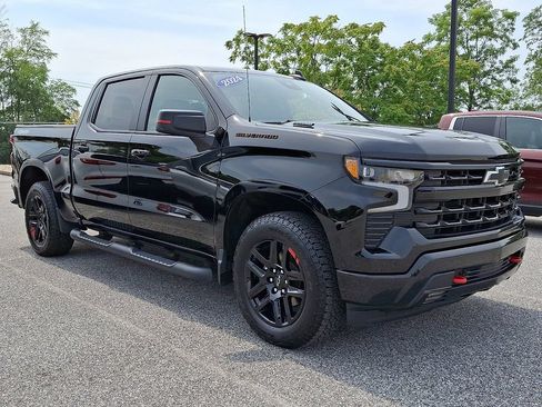 Used 2024 Chevrolet Silverado 1500 RST w/ Redline Edition AWD/4WD image 1