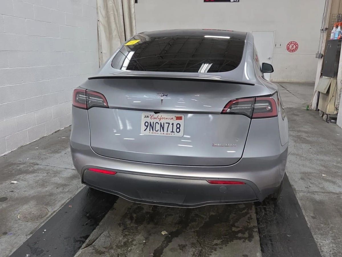 Used 2024 Tesla Model Y Performance AWD/4WD image 5