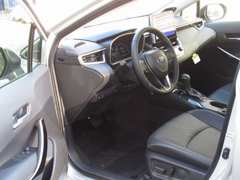 New 2026 Toyota Corolla XLE image 9