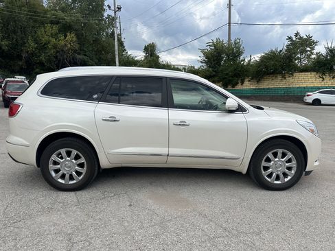 Used 2014 Buick Enclave Premium w/ Trailering Provision Package image 8