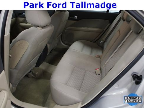 Used 2010 Ford Fusion SE image 24