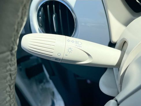 Used 2019 FIAT 500 Pop FWD image 28