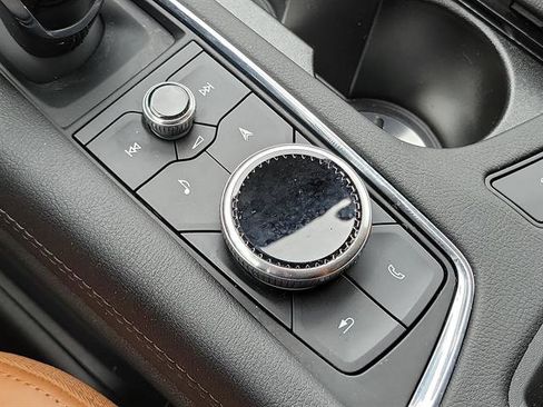 Certified 2023 Cadillac XT5 Premium Luxury image 50