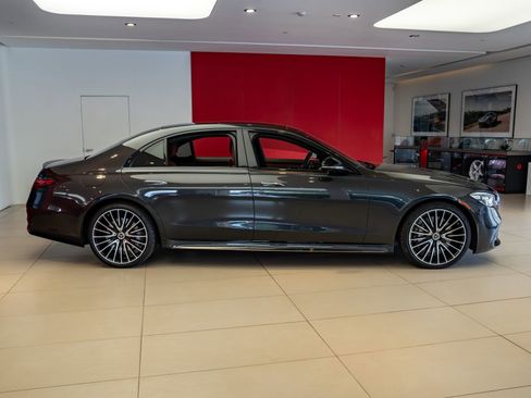 Used 2023 Mercedes-Benz S 580 4MATIC Sedan image 7