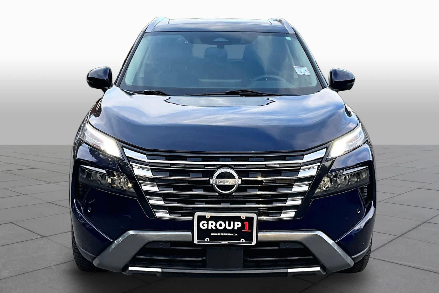 Used 2024 Nissan Rogue SL w/ SL Premium Package AWD/4WD image 4