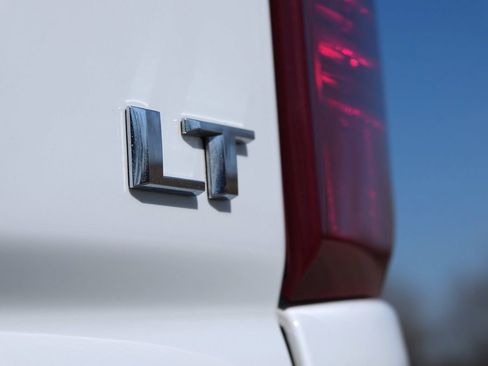 Used 2022 Chevrolet Silverado 2500 LT w/ Fleet Comfort Package image 27