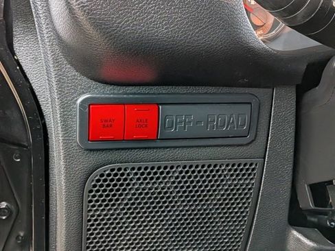 Used 2016 Jeep Wrangler Unlimited Rubicon image 21