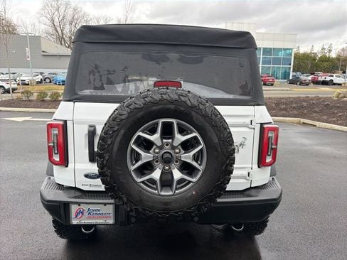 Certified 2025 Ford Bronco Badlands image 5