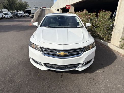 Used 2015 Chevrolet Impala LT w/ Convenience Package image 4