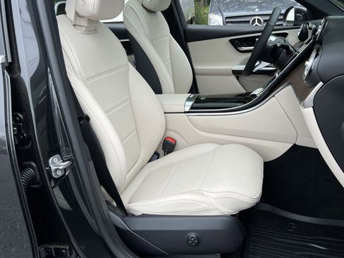 New 2026 Mercedes-Benz GLC 300 4MATIC image 33