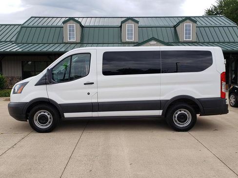 Used 2018 Ford Transit 150 XL RWD image 2