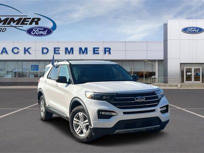 Certified 2023 Ford Explorer XLT w/ Equipment Group 202A