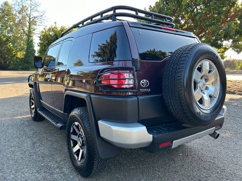 Used 2007 Toyota FJ Cruiser 4WD image 19