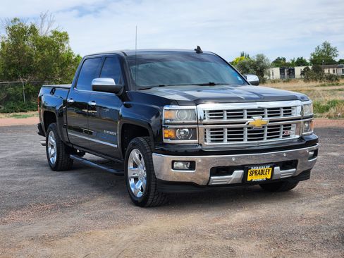 Used 2015 Chevrolet Silverado 1500 LTZ Z71 w/ LTZ Plus Package AWD/4WD image 5