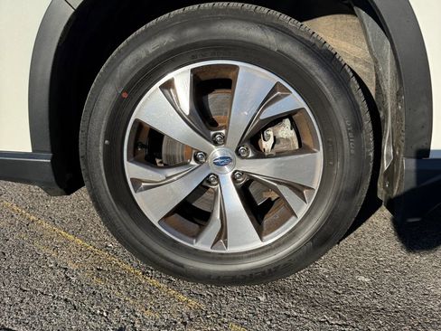 Used 2022 Subaru Ascent Premium w/ Convenience Package image 38