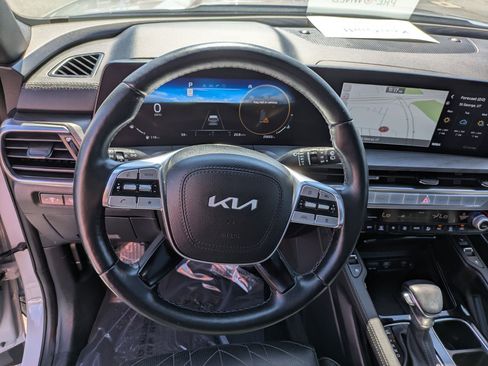 Used 2024 Kia Telluride SX X-Pro AWD/4WD image 17
