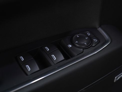 Used 2022 Chevrolet Silverado 1500 LT Trail Boss w/ LT Trail Boss Premium Package image 22