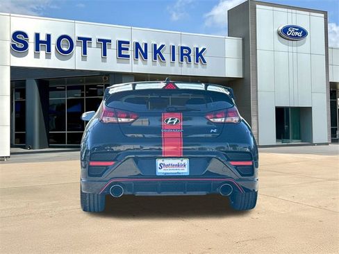 Used 2020 Hyundai Veloster N w/ Performance Package image 7