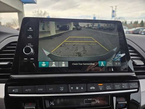 New 2026 Honda Odyssey Touring image 8