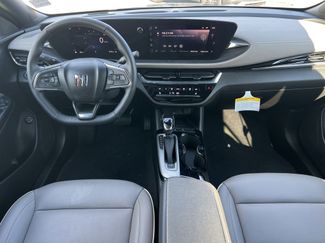 Used 2025 Buick Envista Avenir video 2