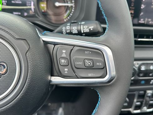 Used 2024 Jeep Wrangler High Altitude AWD/4WD image 26