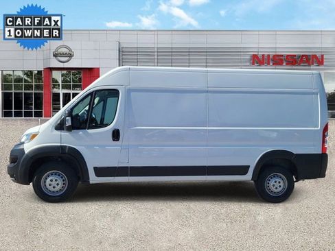 Used 2025 RAM ProMaster 2500 w/ Convenience Group FWD image 5