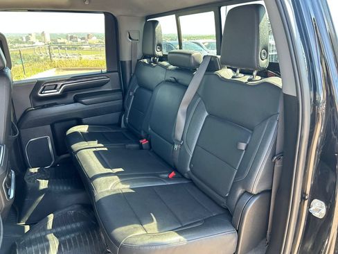 Used 2024 Chevrolet Silverado 3500 LTZ w/ LTZ Convenience Package AWD/4WD image 18