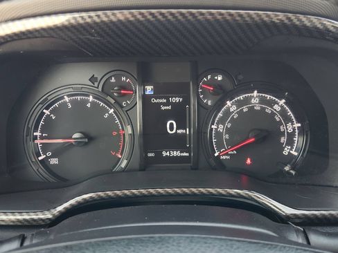 Used 2021 Toyota 4Runner SR5 Premium AWD/4WD image 19