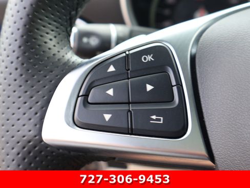 Certified 2020 Mercedes-Benz SLC 300 image 25