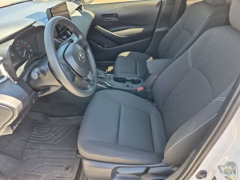 Used 2023 Toyota Corolla LE w/ Carpet Mat Package (TMS) FWD image 17