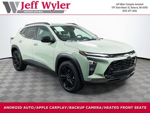 Used 2025 Chevrolet Trax ACTIV w/ Driver Confidence Package image 1