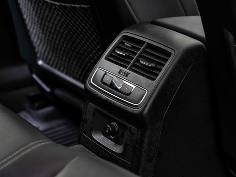 Used 2022 Audi A5 2.0T Premium image 41