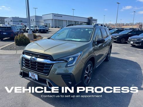 Used 2024 Subaru Ascent Touring image 7
