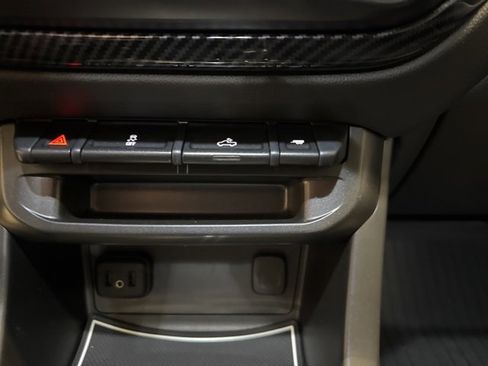 Used 2021 Chevrolet Colorado LT w/ LT Convenience Package image 27