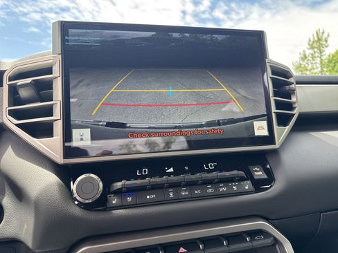 New 2026 Toyota Tundra Limited AWD/4WD image 16