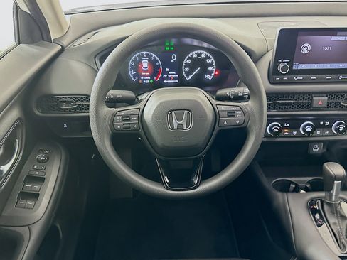 Used 2025 Honda HR-V LX image 17