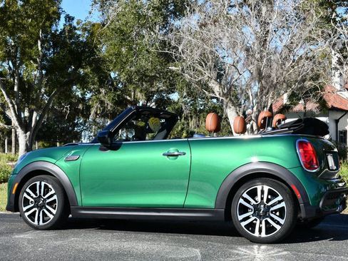 Used 2023 MINI Cooper S w/ Signature Upholstery Package image 35